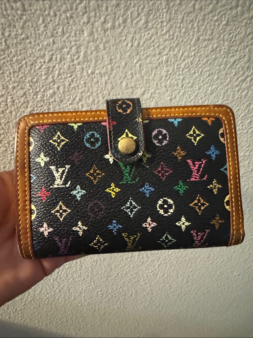 Louis Vuitton Murakami Multicolor kiss lock With COA